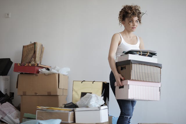 Focusing on the benefits of being clutter-free helps build your decluttering mindset.