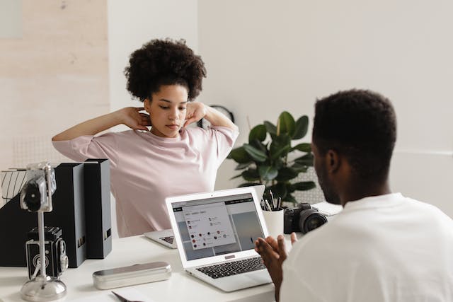 yoga stretches can help reducing work-related stress and anxiety